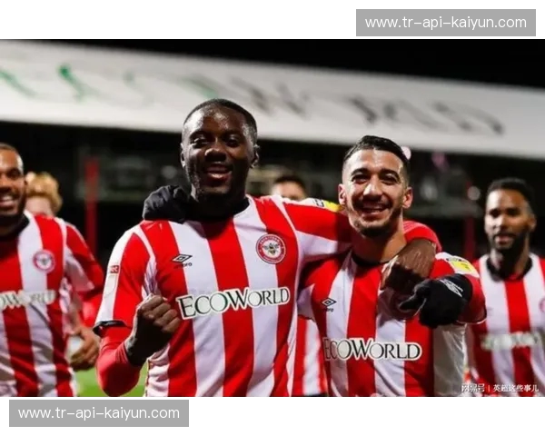 绿茵场的风云变幻：利兹联与雷丁的恩怨情仇与绿茵情怀